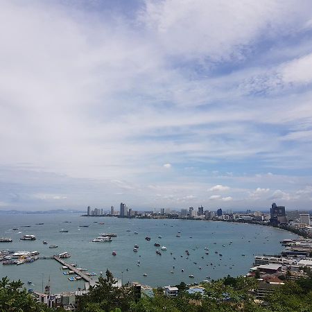 Hotel Sea Horse Pattaya Esterno foto